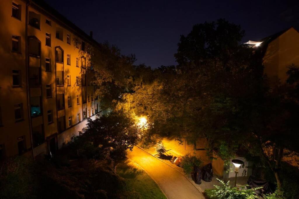 Die Kleine „Louise“ In Der Neustadt Mit Tiefgarage Drážďany Exteriér fotografie