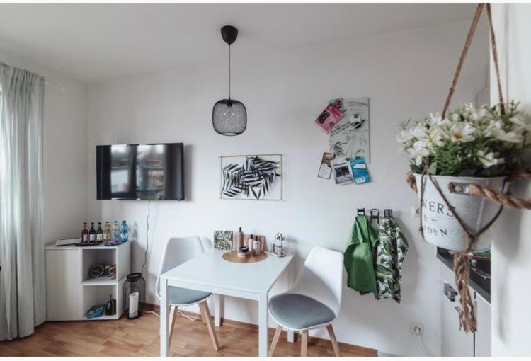 Die Kleine „Louise“ In Der Neustadt Mit Tiefgarage Drážďany Exteriér fotografie